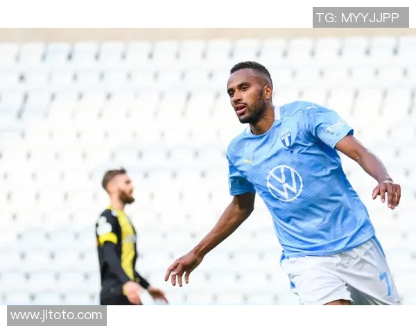 厄勒布鲁与马尔默激战正酣比赛结果揭晓引发热议